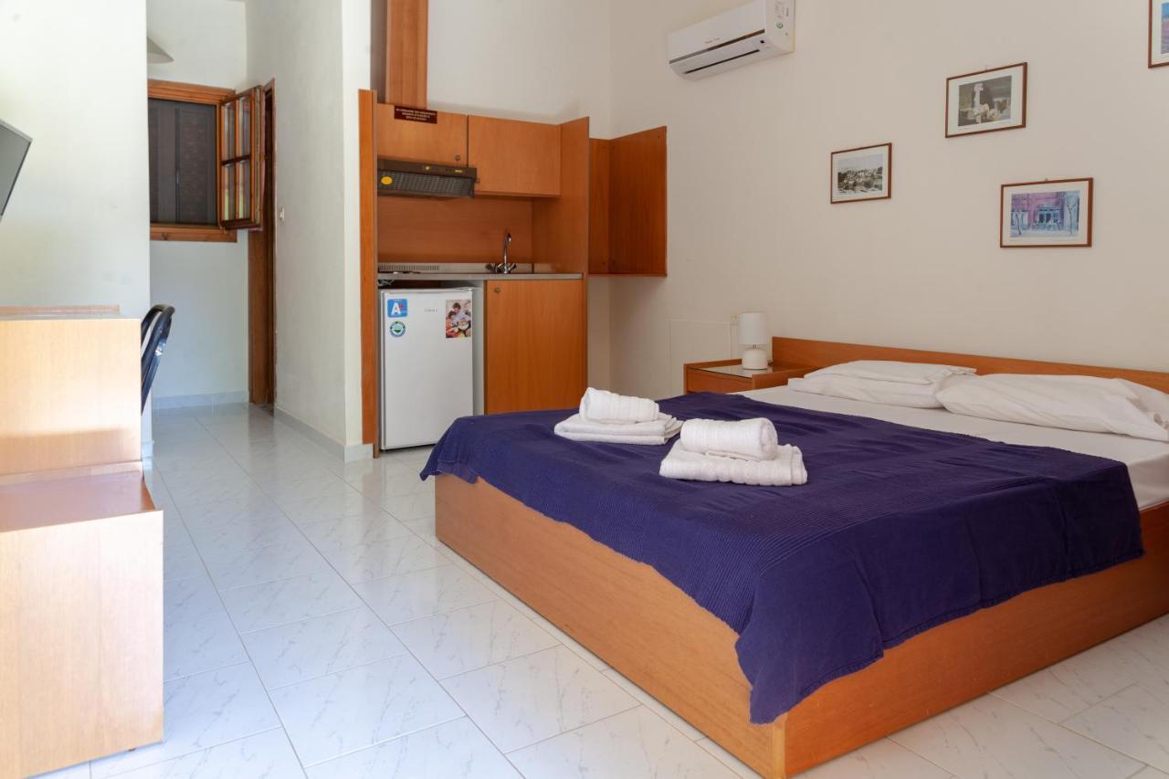 Athina Apartments Palaiopoli  Esterno foto